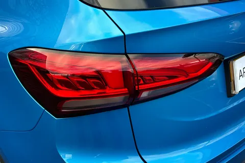 LE74NFT Mg Motor Uk Zs 1.5 Hybrid+ Trophy 5dr Auto Thumbnail #14