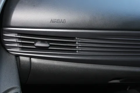 DA25YNC Hyundai Bayon 1.0 TGDi Ultimate 5dr Thumbnail #15