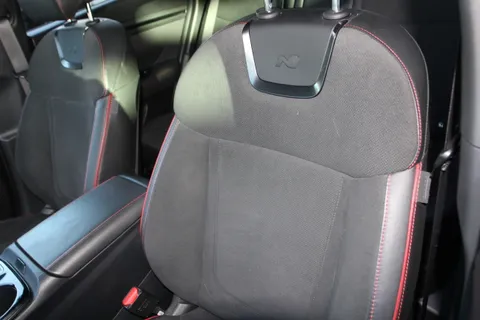 DF22DRZ Hyundai Tucson 1.6 TGDi Hybrid 230 N Line 5dr 2WD Auto Thumbnail #12