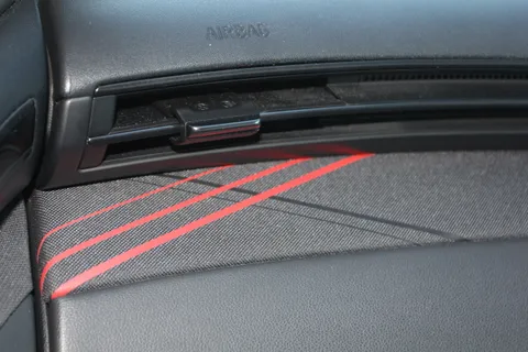 DF22DRZ Hyundai Tucson 1.6 TGDi Hybrid 230 N Line 5dr 2WD Auto Thumbnail #14