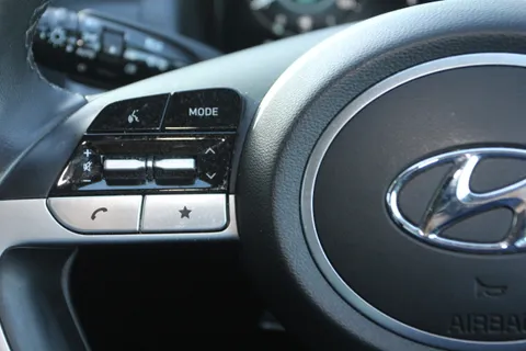 DH23LFU Hyundai Tucson 1.6 TGDi 48V MHD Premium 5dr 2WD DCT Thumbnail #23