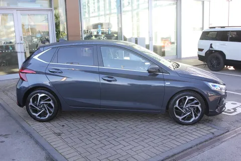 EJ22AWR Hyundai i20 1.0T GDi 48V MHD Premium 5dr DCT Thumbnail #6