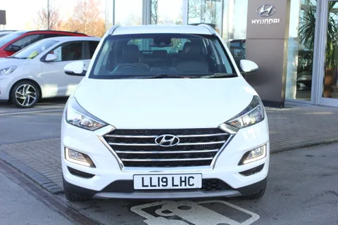 LL19LHC Hyundai Tucson 1.6 TGDi 177 Premium 5dr 2WD Thumbnail #3
