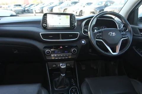 LL19LHC Hyundai Tucson 1.6 TGDi 177 Premium 5dr 2WD Thumbnail #16