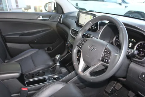 LL19LHC Hyundai Tucson 1.6 TGDi 177 Premium 5dr 2WD Thumbnail #19