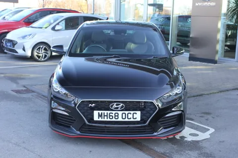 MH68OCC Hyundai i30 Fastback 2.0T GDI N Performance 5dr Thumbnail #2