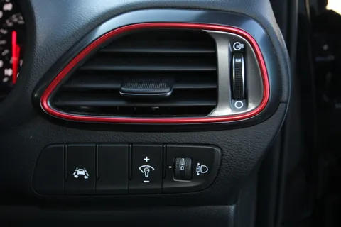 MH68OCC Hyundai i30 Fastback 2.0T GDI N Performance 5dr Thumbnail #20