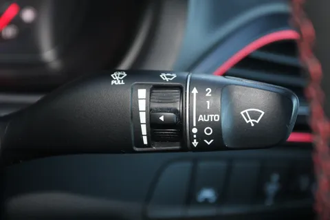 MH68OCC Hyundai i30 Fastback 2.0T GDI N Performance 5dr Thumbnail #25