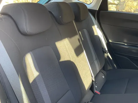 MW73YOA Hyundai i20 1.0T GDi 48V MHD SE Connect 5dr DCT Thumbnail #24