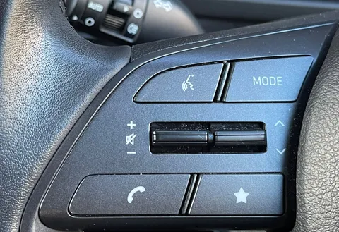 MW73YOA Hyundai i20 1.0T GDi 48V MHD SE Connect 5dr DCT Thumbnail #16