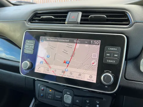 ST22JWW Nissan LEAF 110kW Tekna 40kWh 5dr Auto Thumbnail #14