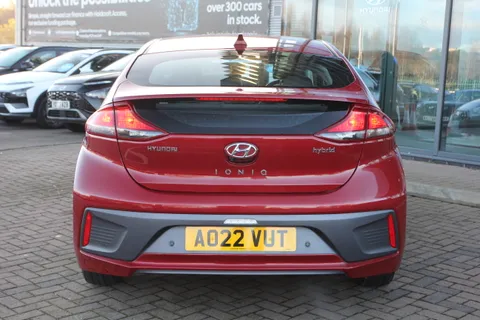 AO22VUT Hyundai Ioniq 1.6 GDi Hybrid SE Connect 5dr DCT Thumbnail #12