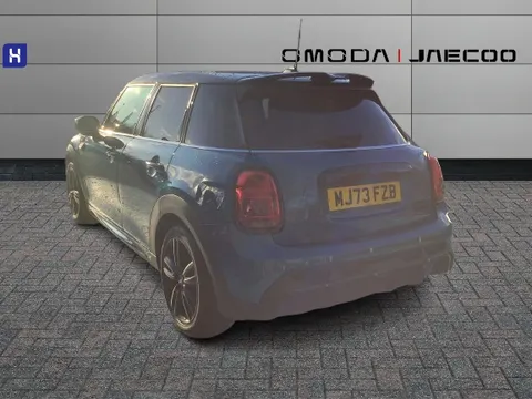 MJ73FZB Mini Hatchback 1.5 Cooper Sport 3dr Auto Thumbnail #5