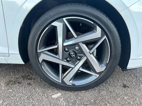 EA25SZR Hyundai i20 1.0T GDi Premium 5dr Thumbnail #5