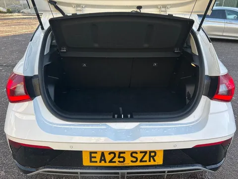 EA25SZR Hyundai i20 1.0T GDi Premium 5dr Thumbnail #15