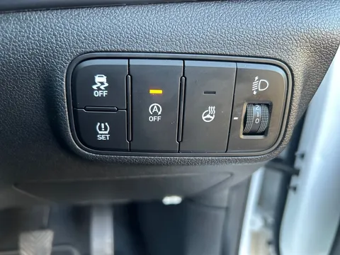 EA25SZR Hyundai i20 1.0T GDi Premium 5dr Thumbnail #27