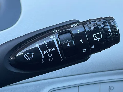 MT71LWY Hyundai Tucson 1.6 TGDi Hybrid 230 Ultimate 5dr 2WD Auto Thumbnail #22