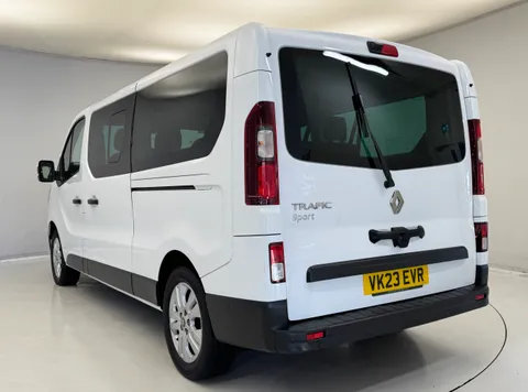 VK23EVR Renault Trafic LL30 Blue dCi 150 Start 9 Seater EDC Thumbnail #8