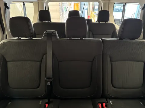 VK23EVR Renault Trafic LL30 Blue dCi 150 Start 9 Seater EDC Thumbnail #16