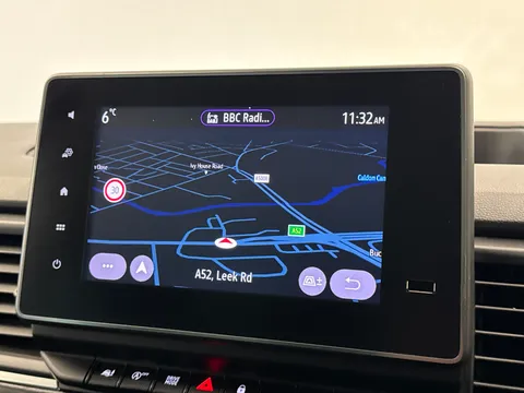 VK23EVR Renault Trafic LL30 Blue dCi 150 Start 9 Seater EDC Thumbnail #24