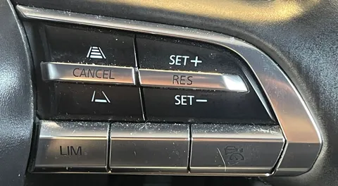 LG22WEC Mazda Mazda3 2.0 e-Skyactiv X MHEV [186] SE-L Lux 5dr Thumbnail #21