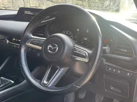 LG22WEC Mazda Mazda3 2.0 e-Skyactiv X MHEV [186] SE-L Lux 5dr Thumbnail #13