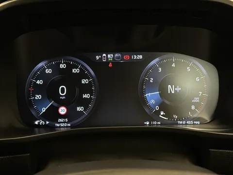 DN71AVX Volvo XC40 1.5 T3 [163] R DESIGN 5dr Thumbnail #36