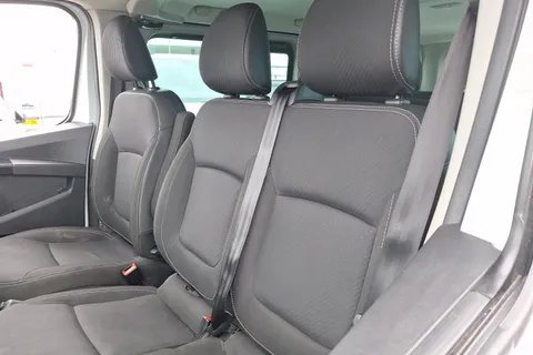 VO23XXK Renault Trafic LL30 Blue dCi 150 Start 9 Seater EDC Thumbnail #16
