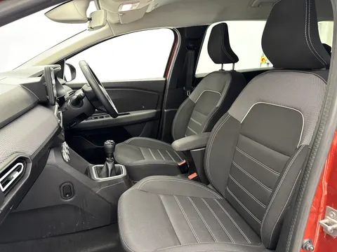 DY23BEO Dacia Jogger 1.0 TCe Expression 5dr Thumbnail #9