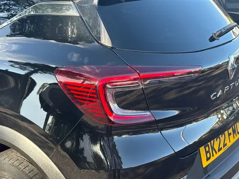 BK22FMC Renault Captur 1.0 TCE 90 S Edition 5dr Thumbnail #22