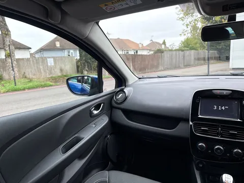 BL68TWJ Renault Clio 0.9 TCE 90 Iconic 5dr Thumbnail #17
