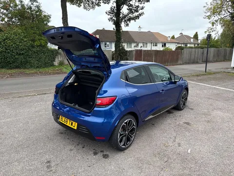 BL68TWJ Renault Clio 0.9 TCE 90 Iconic 5dr Thumbnail #28