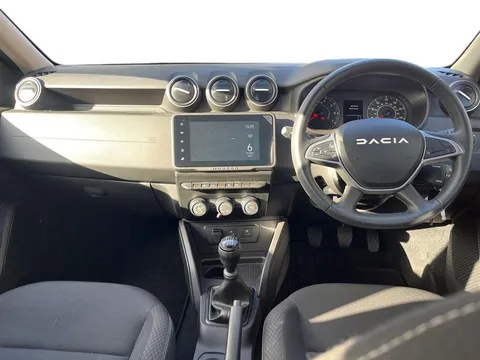 BP73JYT Dacia Duster 1.0 TCe 90 Expression 5dr Thumbnail #4
