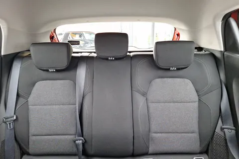 BT71YFA Renault Clio 1.6 E-TECH Hybrid 140 Iconic 5dr Auto Thumbnail #11