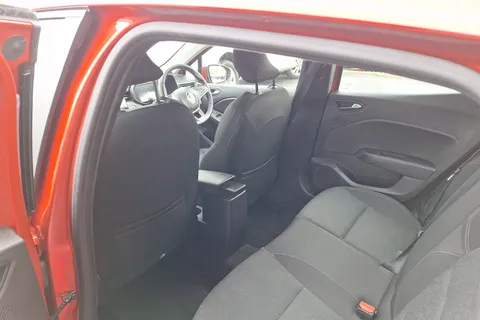 BT71YFA Renault Clio 1.6 E-TECH Hybrid 140 Iconic 5dr Auto Thumbnail #29