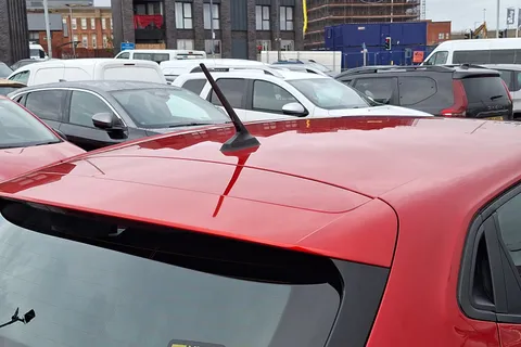 BT71YFA Renault Clio 1.6 E-TECH Hybrid 140 Iconic 5dr Auto Thumbnail #26