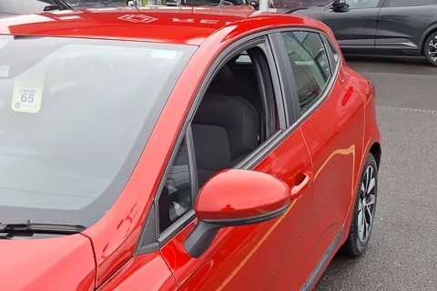 BT71YFA Renault Clio 1.6 E-TECH Hybrid 140 Iconic 5dr Auto Thumbnail #28