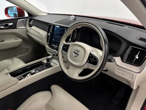 DS19PGX Volvo XC60 2.0 T5 [250] Inscription Pro 5dr AWD Geartronic Thumbnail #10