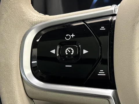 DS19PGX Volvo XC60 2.0 T5 [250] Inscription Pro 5dr AWD Geartronic Thumbnail #23