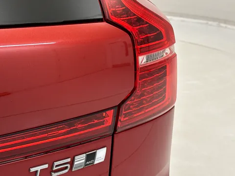 DS19PGX Volvo XC60 2.0 T5 [250] Inscription Pro 5dr AWD Geartronic Thumbnail #35