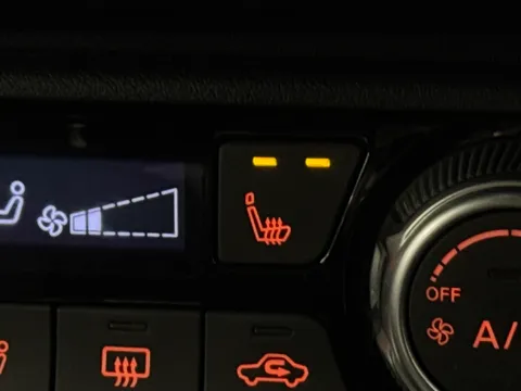 DN71UEM Nissan Juke 1.0 DiG-T 114 Tekna+ 5dr DCT Thumbnail #27