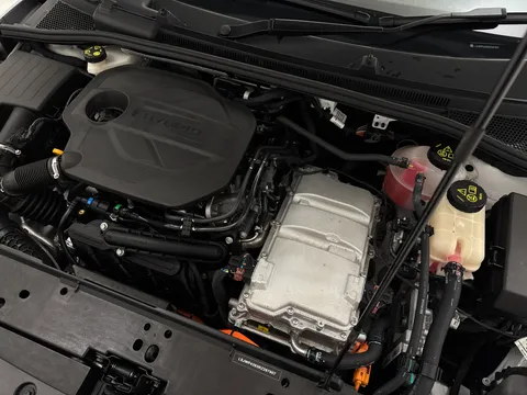 DN74PYF Mg Motor Uk Mg3 1.5 Hybrid Trophy 5dr Auto Thumbnail #25