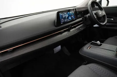 7 of 16 for Nissan ARIYA 160kW Advance 63kWh 22kWCh 5dr Auto