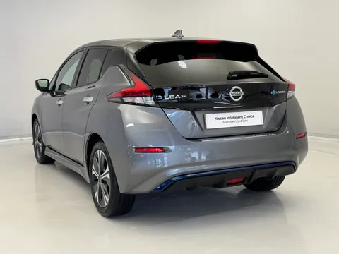 FD71ETK Nissan LEAF 110kW Tekna 40kWh 5dr Auto Thumbnail #10