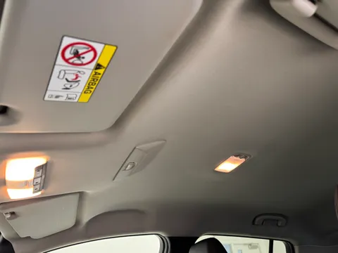 FD71ETK Nissan LEAF 110kW Tekna 40kWh 5dr Auto Thumbnail #17