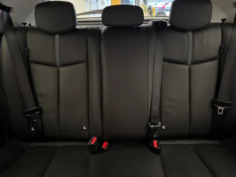 FD71ETK Nissan LEAF 110kW Tekna 40kWh 5dr Auto Thumbnail #19