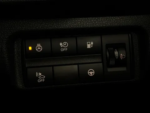 FD71ETK Nissan LEAF 110kW Tekna 40kWh 5dr Auto Thumbnail #30