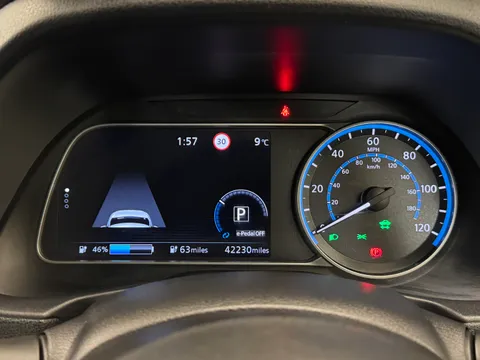 FD71ETK Nissan LEAF 110kW Tekna 40kWh 5dr Auto Thumbnail #31