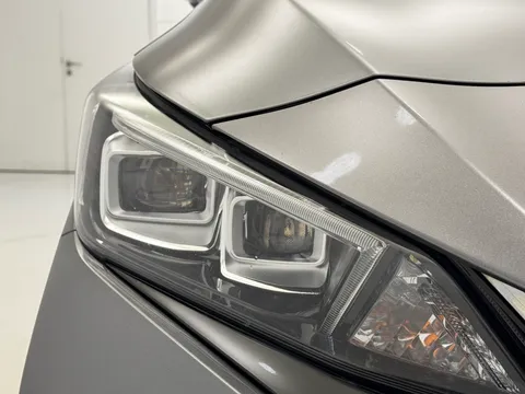 FD71ETK Nissan LEAF 110kW Tekna 40kWh 5dr Auto Thumbnail #34