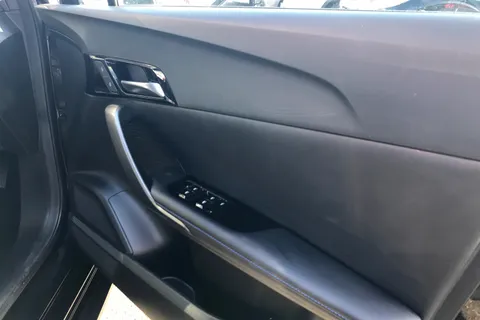 MJ73EBL Mg Motor Uk Mg4 150kW Trophy EV Long Range 64kWh 5dr Auto Thumbnail #17